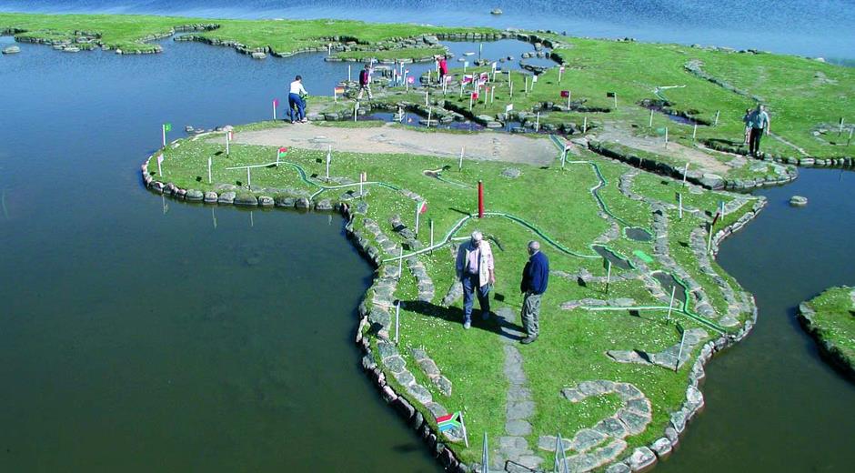 Mapa mundi gigante en el lago Klejtrup, Dinamarca - Dibujos o figuras gigantes en la superficie de la Tierra - Foro General de Google Earth